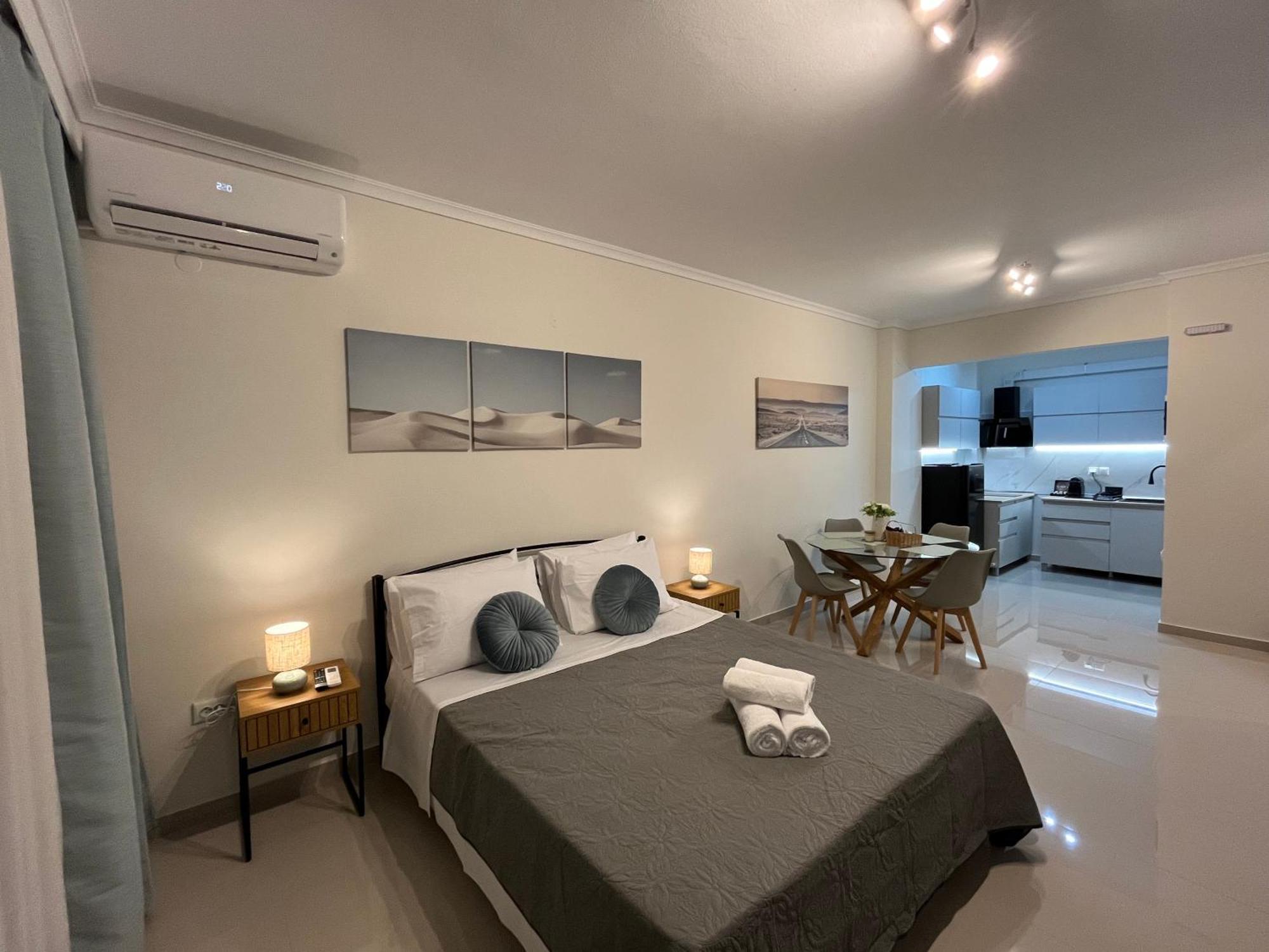 Irene Beach Front Luxury Suite Peraia  Exterior photo