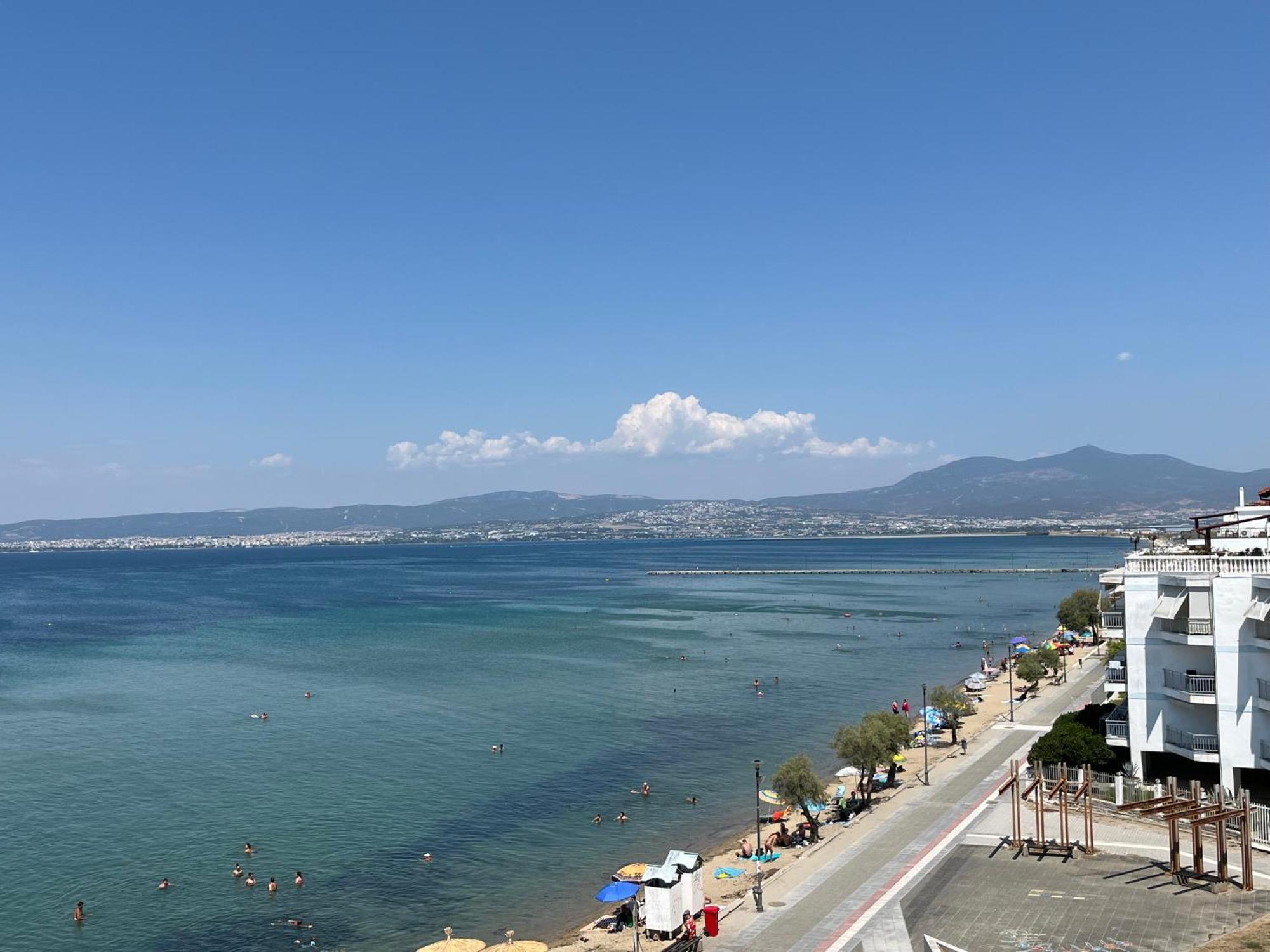 Irene Beach Front Luxury Suite Peraia  Exterior photo